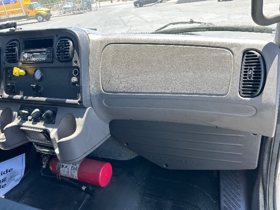 Refrigerated Truck-Light and Medium Duty Trucks-Freightliner-2017-M2-Las Vegas-NV-182,897\n\t\tmiles-$ 49,750 - Image 21