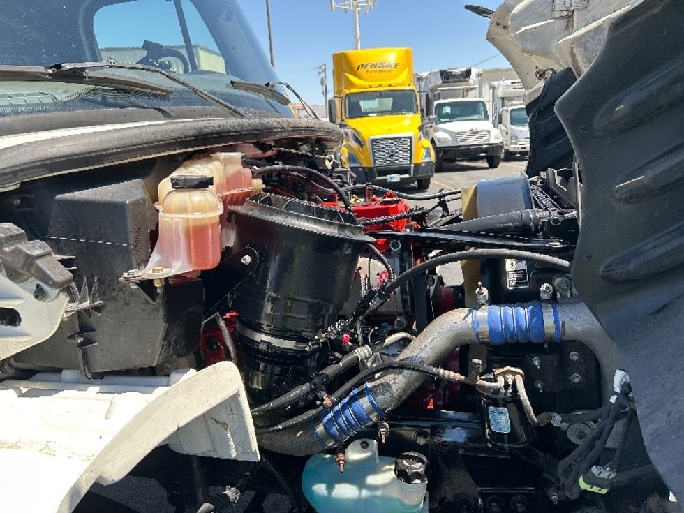 Refrigerated Truck-Light and Medium Duty Trucks-Freightliner-2017-M2-Las Vegas-NV-182,897\n\t\tmiles-$ 49,750 - Image 23