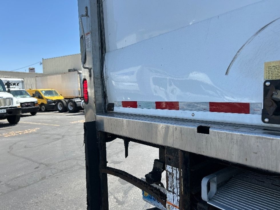 Refrigerated Truck-Light and Medium Duty Trucks-Freightliner-2017-M2-Las Vegas-NV-182,897\n\t\tmiles-$ 49,750 - Image 26