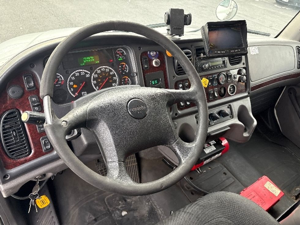 Refrigerated Truck-Light and Medium Duty Trucks-Freightliner-2017-M2-Montgomery-NY-327,709\n\t\tmiles-$ 43,250 - Image 17