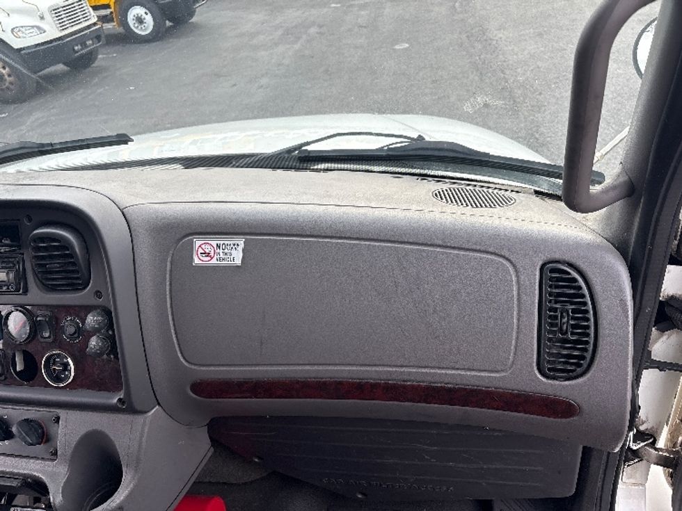 Refrigerated Truck-Light and Medium Duty Trucks-Freightliner-2017-M2-Montgomery-NY-327,709\n\t\tmiles-$ 43,250 - Image 21