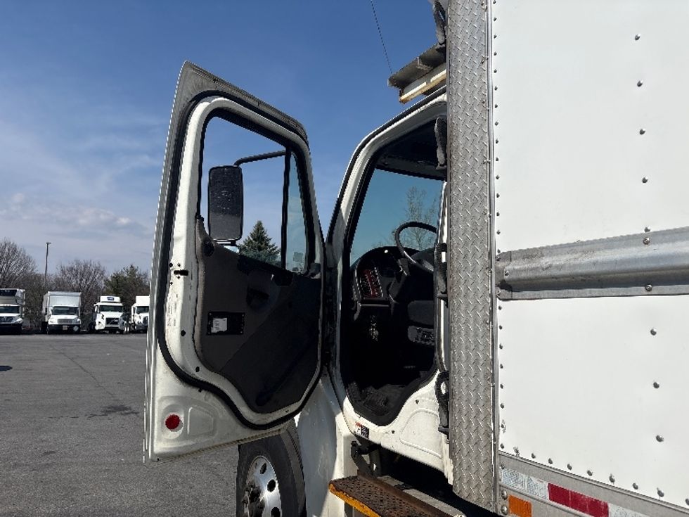 Refrigerated Truck-Light and Medium Duty Trucks-Freightliner-2017-M2-Montgomery-NY-336,370\n\t\tmiles-$ 41,250 - Image 16