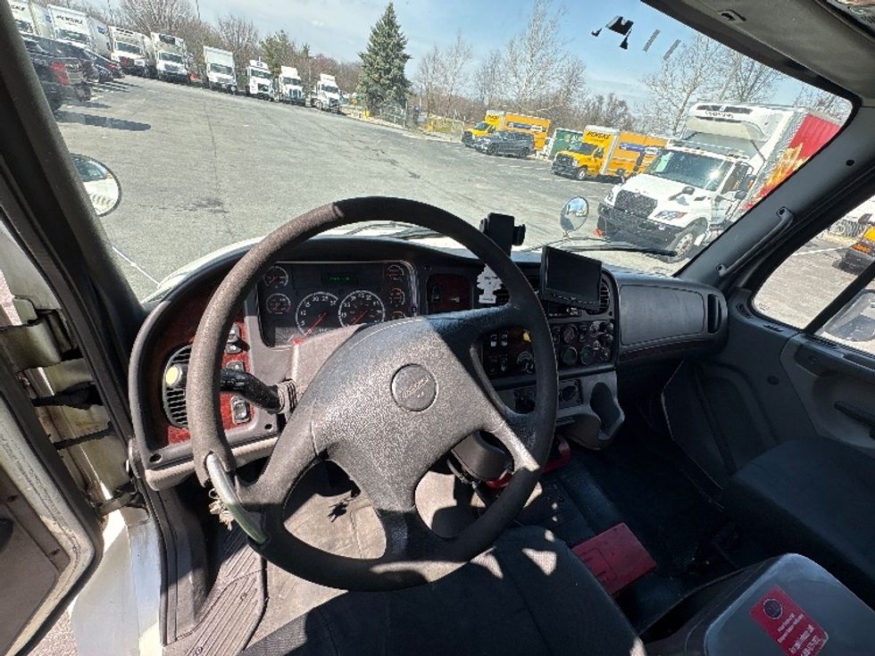 Refrigerated Truck-Light and Medium Duty Trucks-Freightliner-2017-M2-Montgomery-NY-336,370\n\t\tmiles-$ 41,250 - Image 17