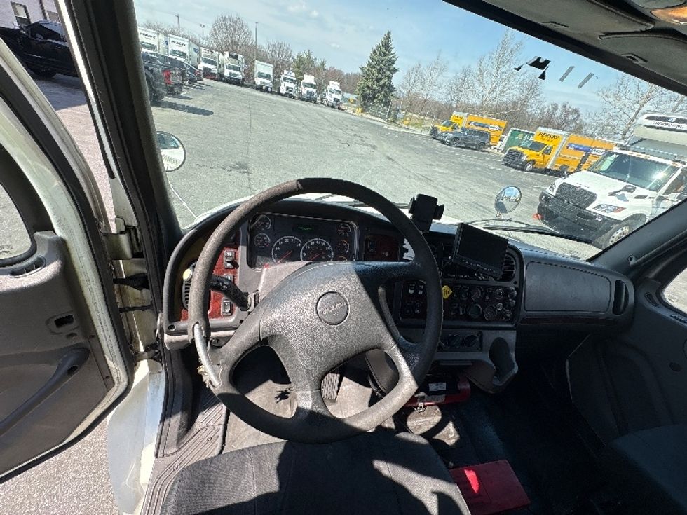 Refrigerated Truck-Light and Medium Duty Trucks-Freightliner-2017-M2-Montgomery-NY-336,370\n\t\tmiles-$ 41,250 - Image 18