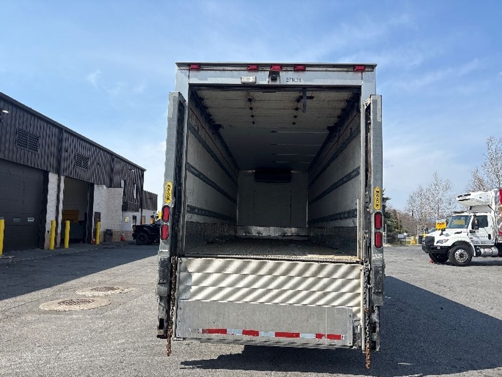 Refrigerated Truck-Light and Medium Duty Trucks-Freightliner-2017-M2-Montgomery-NY-336,370\n\t\tmiles-$ 41,250 - Image 8