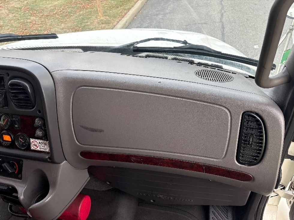 Refrigerated Truck-Light and Medium Duty Trucks-Freightliner-2017-M2-Montgomery-NY-368,638\n\t\tmiles-$ 21,250 - Image 21