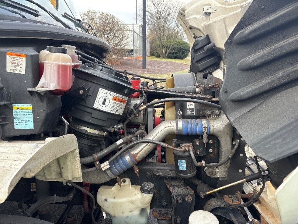 Refrigerated Truck-Light and Medium Duty Trucks-Freightliner-2017-M2-Montgomery-NY-368,638\n\t\tmiles-$ 21,250 - Image 23