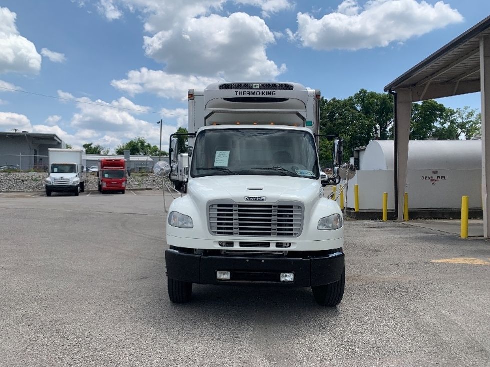 Refrigerated Truck-Light and Medium Duty Trucks-Freightliner-2017-M2-Nashville (Mount Juliet)-TN-287,135\n\t\tmiles-$ 45,750 - Image 2