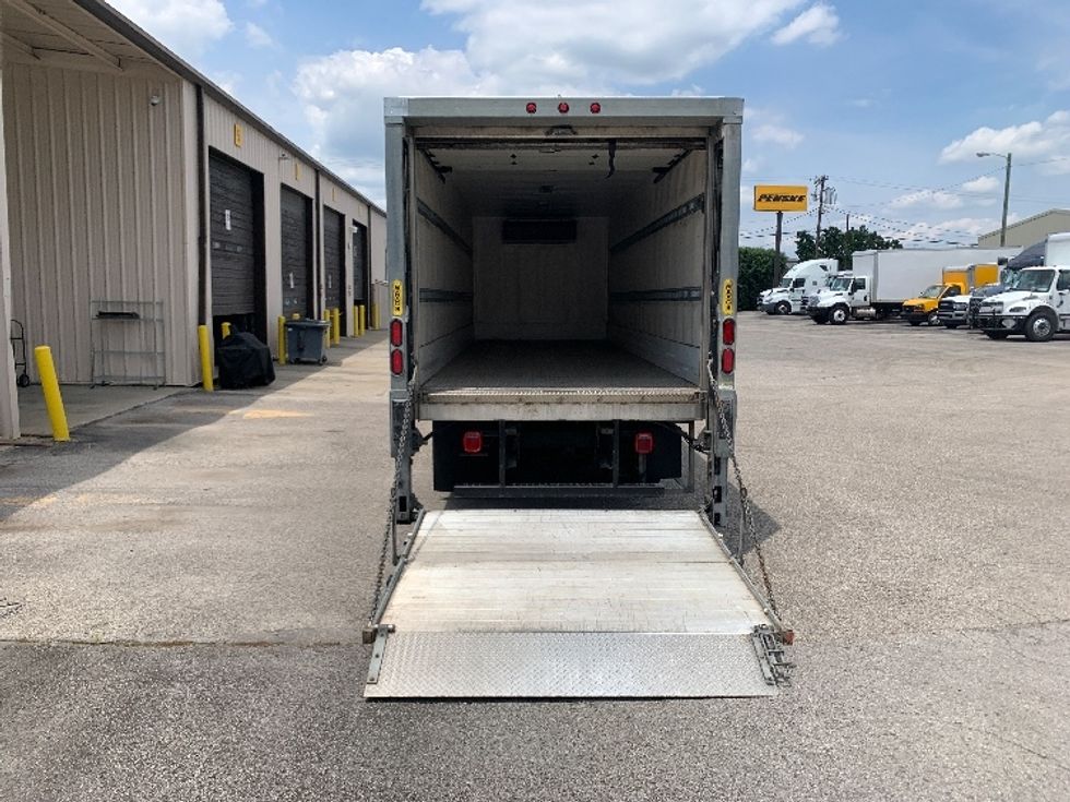Refrigerated Truck-Light and Medium Duty Trucks-Freightliner-2017-M2-Nashville (Mount Juliet)-TN-287,135\n\t\tmiles-$ 45,750 - Image 9