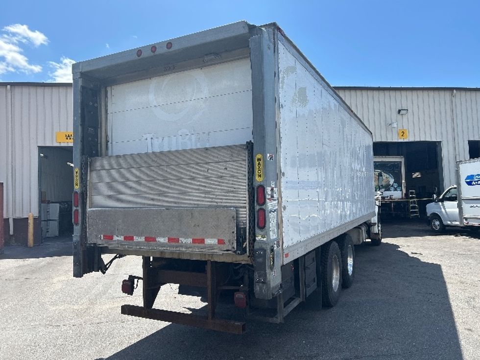 Refrigerated Truck-Light and Medium Duty Trucks-Freightliner-2017-M2-New Bedford-MA-270,872\n\t\tmiles-$ 46,500 - Image 13