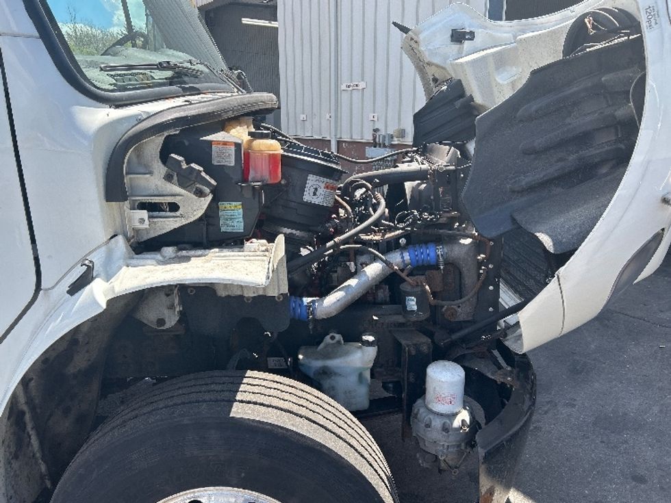 Refrigerated Truck-Light and Medium Duty Trucks-Freightliner-2017-M2-New Bedford-MA-270,872\n\t\tmiles-$ 46,500 - Image 23