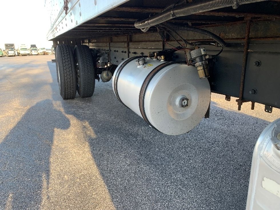 Refrigerated Truck-Light and Medium Duty Trucks-Freightliner-2017-M2-Norton-MA-191,367\n\t\tmiles-$ 34,500 - Image 13