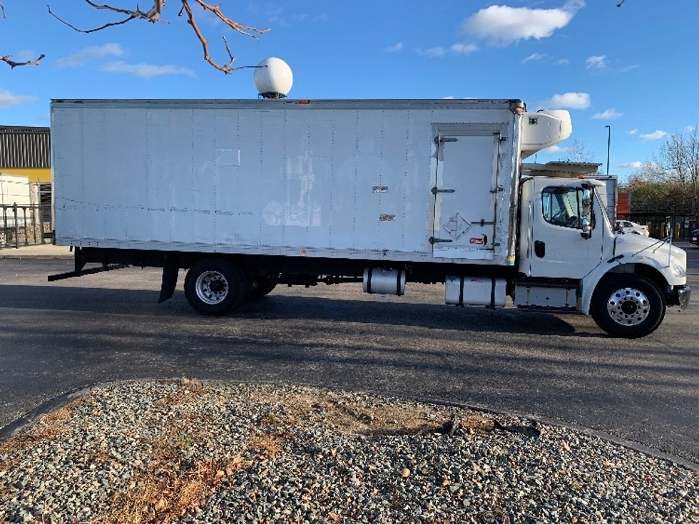 Refrigerated Truck-Light and Medium Duty Trucks-Freightliner-2017-M2-Norton-MA-191,367\n\t\tmiles-$ 34,500 - Image 14