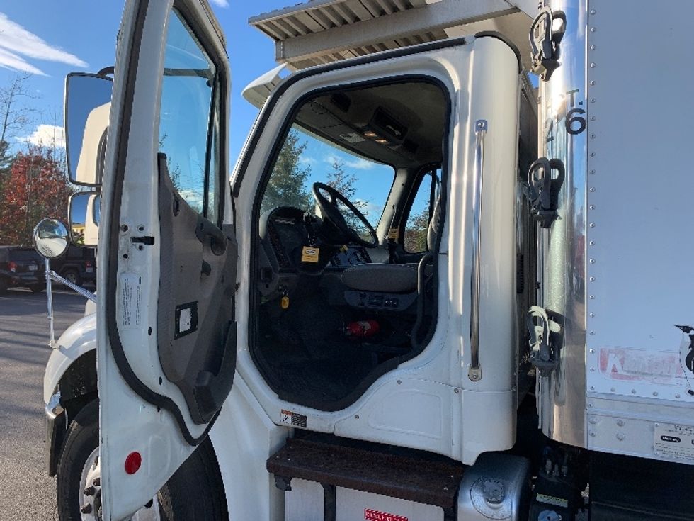 Refrigerated Truck-Light and Medium Duty Trucks-Freightliner-2017-M2-Norton-MA-191,367\n\t\tmiles-$ 34,500 - Image 15