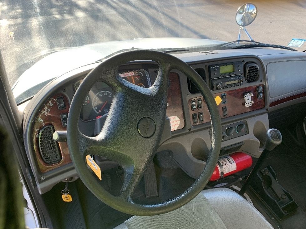 Refrigerated Truck-Light and Medium Duty Trucks-Freightliner-2017-M2-Norton-MA-191,367\n\t\tmiles-$ 34,500 - Image 16