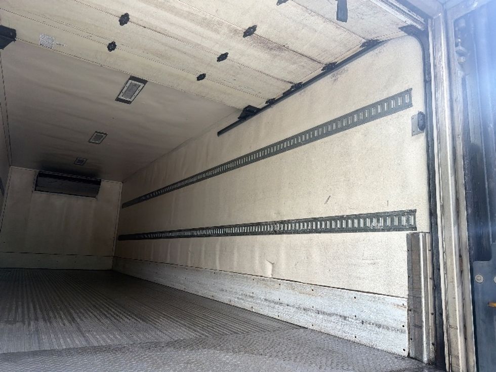 Refrigerated Truck-Light and Medium Duty Trucks-Freightliner-2017-M2-Pensacola-FL-327,833\n\t\tmiles-$ 40,500 - Image 12