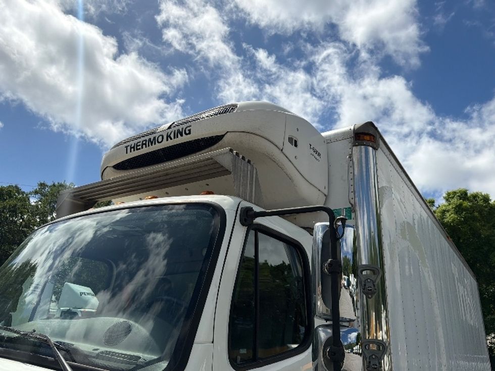 Refrigerated Truck-Light and Medium Duty Trucks-Freightliner-2017-M2-Pensacola-FL-327,833\n\t\tmiles-$ 40,500 - Image 25