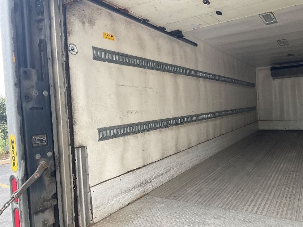 Refrigerated Truck-Light and Medium Duty Trucks-Freightliner-2017-M2-Perrysburg-OH-280,940\n\t\tmiles-$ 41,750 - Image 10
