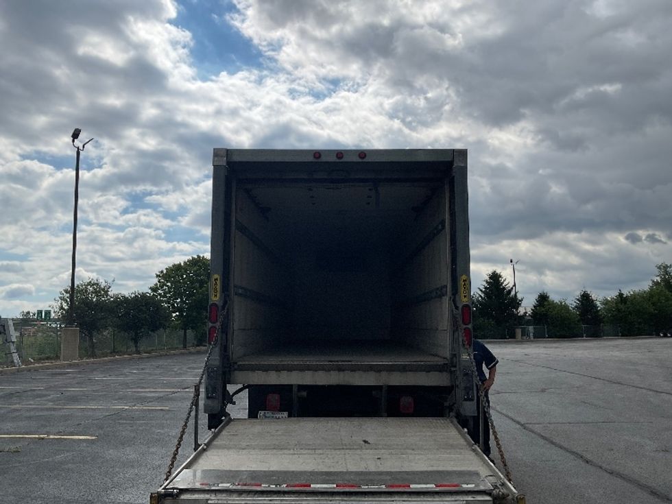 Refrigerated Truck-Light and Medium Duty Trucks-Freightliner-2017-M2-Perrysburg-OH-280,940\n\t\tmiles-$ 41,750 - Image 8