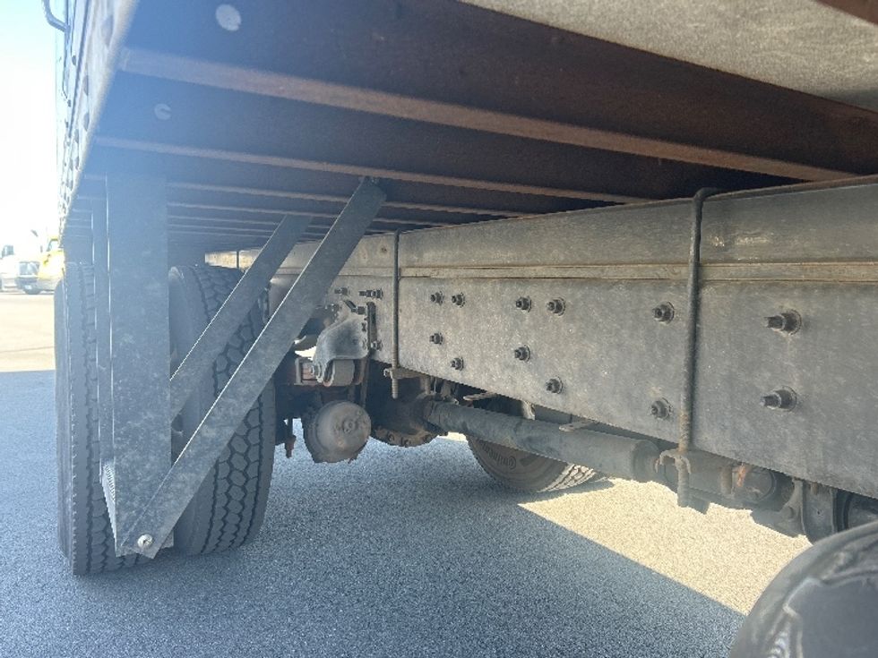 Refrigerated Truck-Light and Medium Duty Trucks-Freightliner-2017-M2-Philadelphia-PA-135,830\n\t\tmiles-$ 42,500 - Image 14