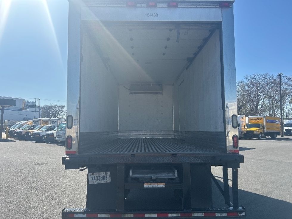 Refrigerated Truck-Light and Medium Duty Trucks-Freightliner-2017-M2-Philadelphia-PA-135,830\n\t\tmiles-$ 42,500 - Image 9
