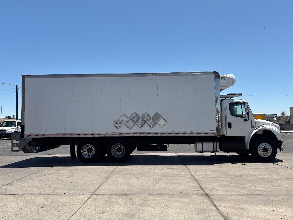 Refrigerated Truck-Light and Medium Duty Trucks-Freightliner-2017-M2-Phoenix-AZ-210,366\n\t\tmiles-$ 63,500 - Image 15