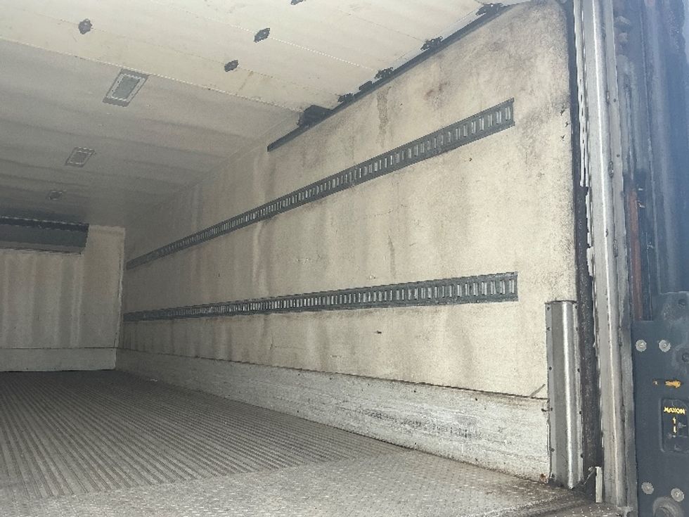 Refrigerated Truck-Light and Medium Duty Trucks-Freightliner-2017-M2-Piqua-OH-310,673\n\t\tmiles-$ 40,000 - Image 12