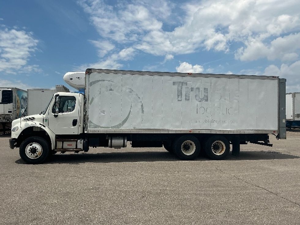 Refrigerated Truck-Light and Medium Duty Trucks-Freightliner-2017-M2-Piqua-OH-310,673\n\t\tmiles-$ 40,000 - Image 4