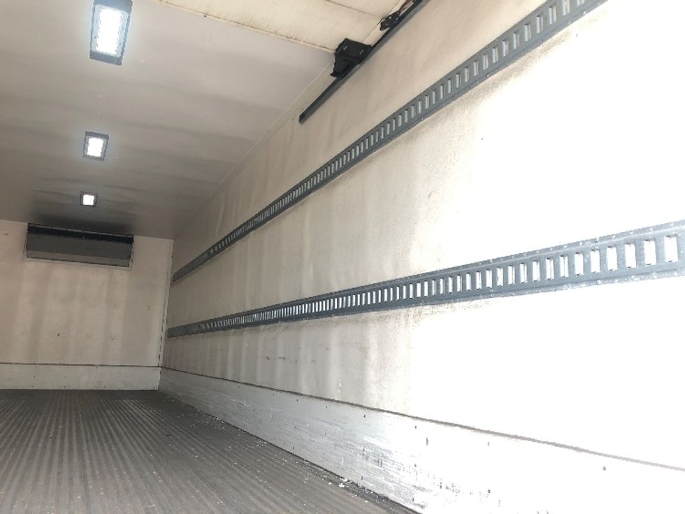 Refrigerated Truck-Light and Medium Duty Trucks-Freightliner-2017-M2-Shreveport-LA-351,856\n\t\tmiles-$ 37,250 - Image 12