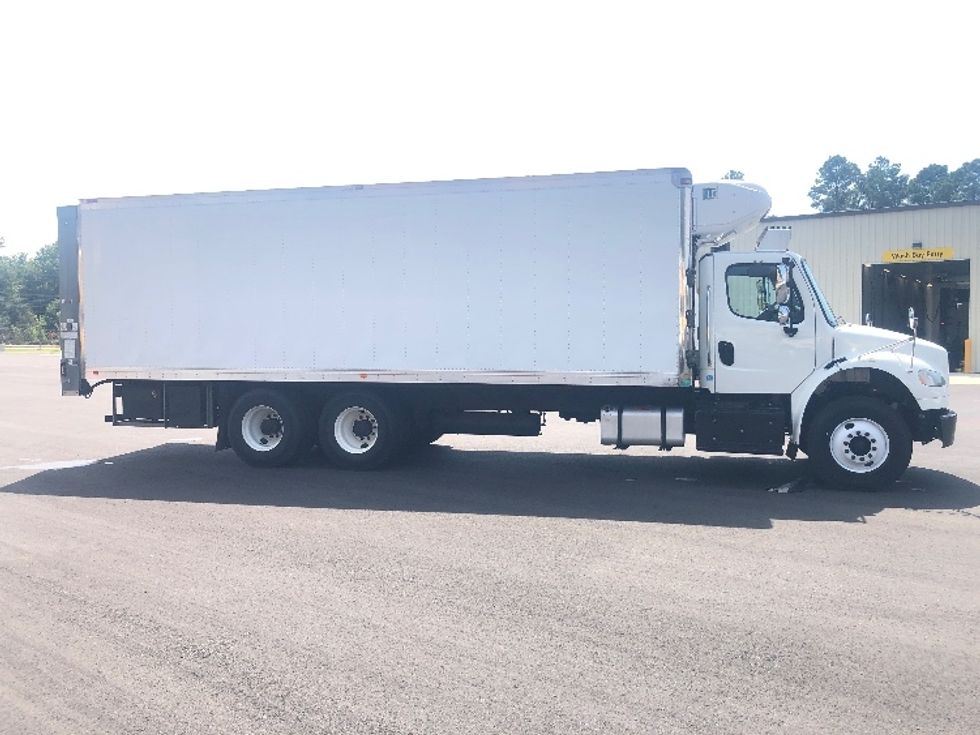 Refrigerated Truck-Light and Medium Duty Trucks-Freightliner-2017-M2-Shreveport-LA-351,856\n\t\tmiles-$ 37,250 - Image 15
