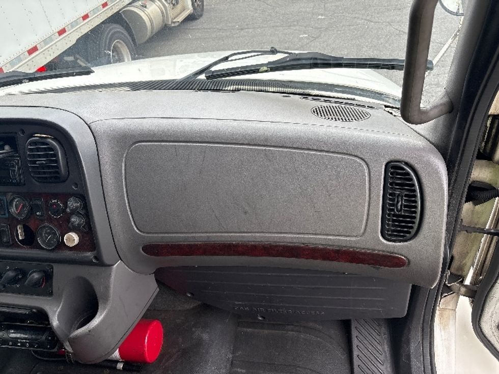 Refrigerated Truck-Light and Medium Duty Trucks-Freightliner-2017-M2-Springfield-MA-380,000\n\t\tmiles-$ 33,250 - Image 21