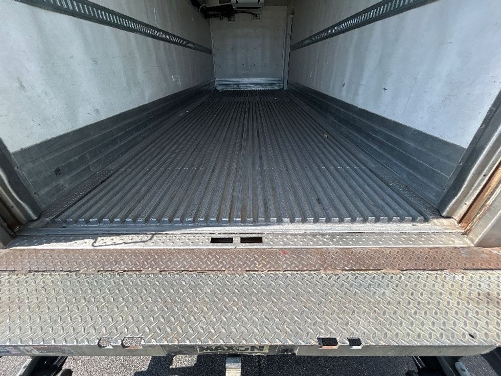Refrigerated Truck-Light and Medium Duty Trucks-Freightliner-2017-M2-Sturtevant-WI-220,133\n\t\tmiles-$ 32,750 - Image 10