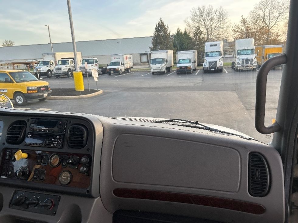Refrigerated Truck-Light and Medium Duty Trucks-Freightliner-2017-M2-Swedesboro-NJ-179,152\n\t\tmiles-$ 55,500 - Image 21