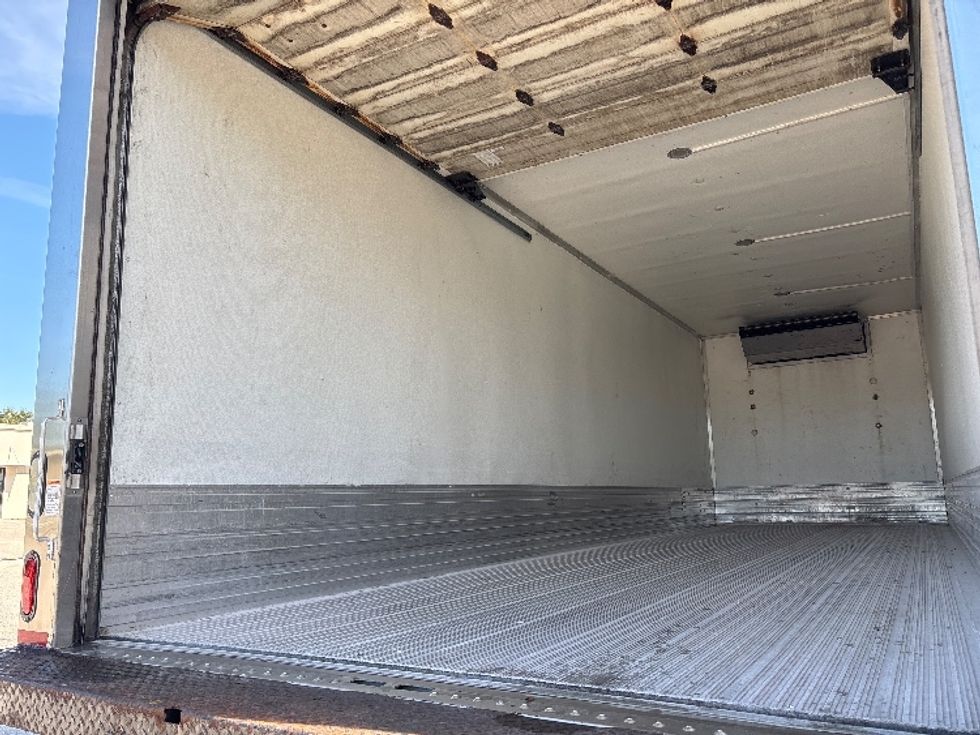 Refrigerated Truck-Light and Medium Duty Trucks-Freightliner-2017-M2-Tampa-FL-224,143\n\t\tmiles-$ 36,500 - Image 11