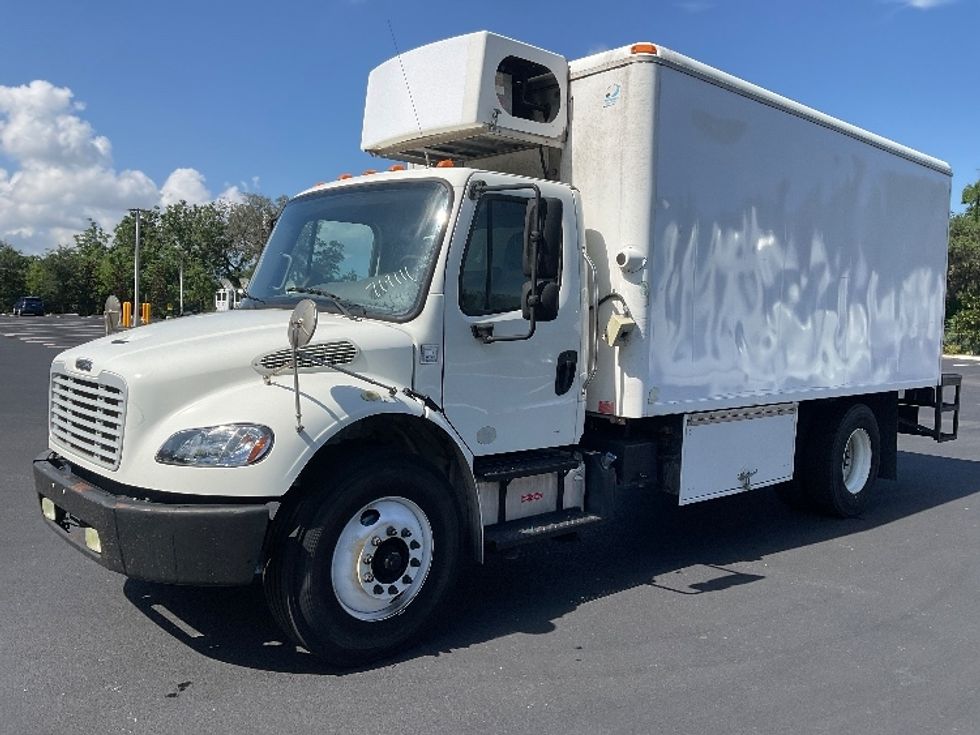 Refrigerated Truck-Light and Medium Duty Trucks-Freightliner-2017-M2-Tampa-FL-256,715\n\t\tmiles-$ 36,250 - Image 3
