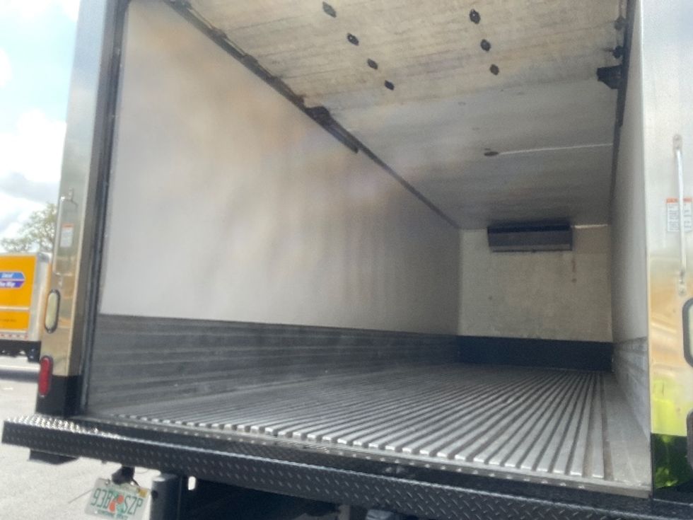 Refrigerated Truck-Light and Medium Duty Trucks-Freightliner-2017-M2-Tampa-FL-286,552\n\t\tmiles-$ 36,250 - Image 10