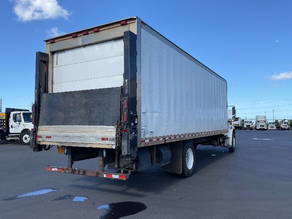Refrigerated Truck-Light and Medium Duty Trucks-Freightliner-2017-M2-Torrance-CA-125,183\n\t\tmiles-$ 48,750 - Image 13