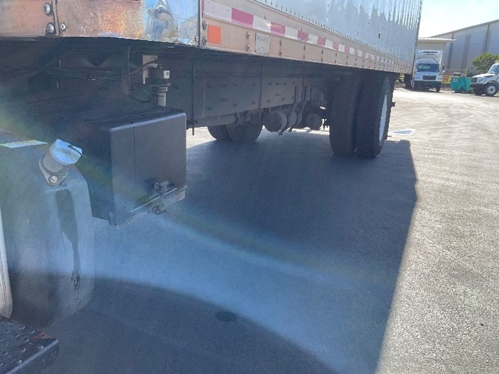 Refrigerated Truck-Light and Medium Duty Trucks-Freightliner-2017-M2-Torrance-CA-125,183\n\t\tmiles-$ 48,750 - Image 5