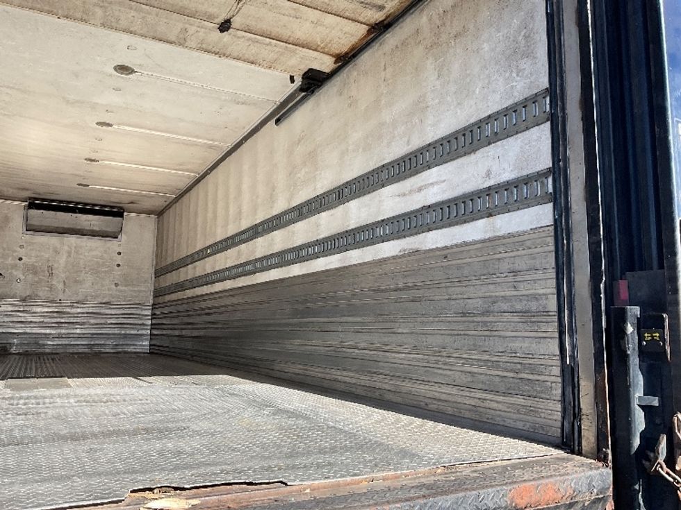 Refrigerated Truck-Light and Medium Duty Trucks-Freightliner-2017-M2-Torrance-CA-93,398\n\t\tmiles-$ 51,250 - Image 12