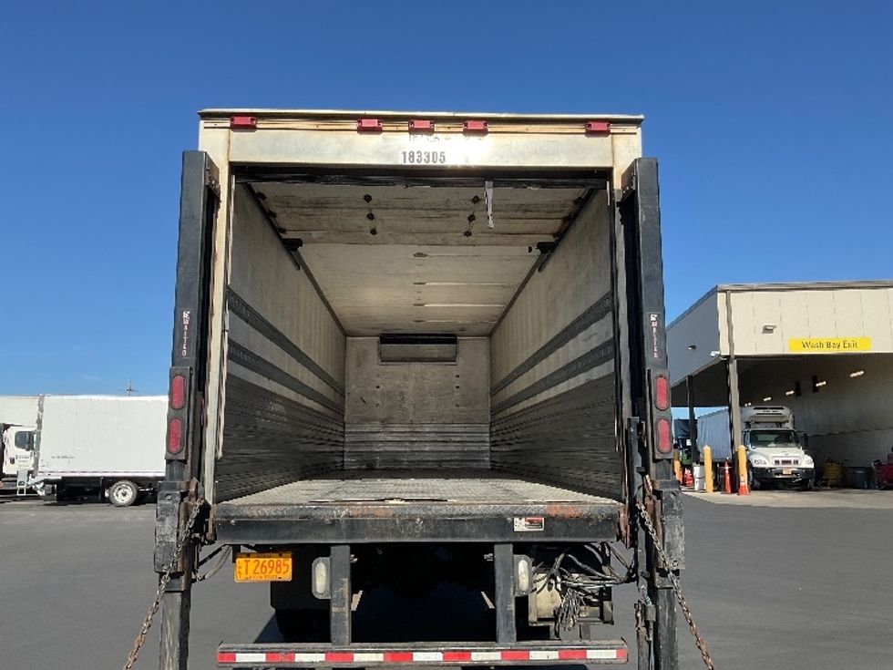 Refrigerated Truck-Light and Medium Duty Trucks-Freightliner-2017-M2-Torrance-CA-93,398\n\t\tmiles-$ 51,250 - Image 9