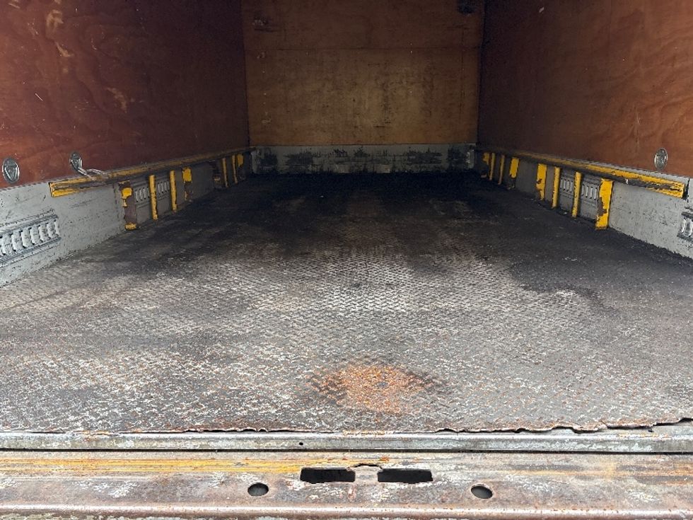 Refrigerated Truck-Light and Medium Duty Trucks-Freightliner-2017-M2-West Sacramento-CA-169,075\n\t\tmiles-$ 34,000 - Image 10