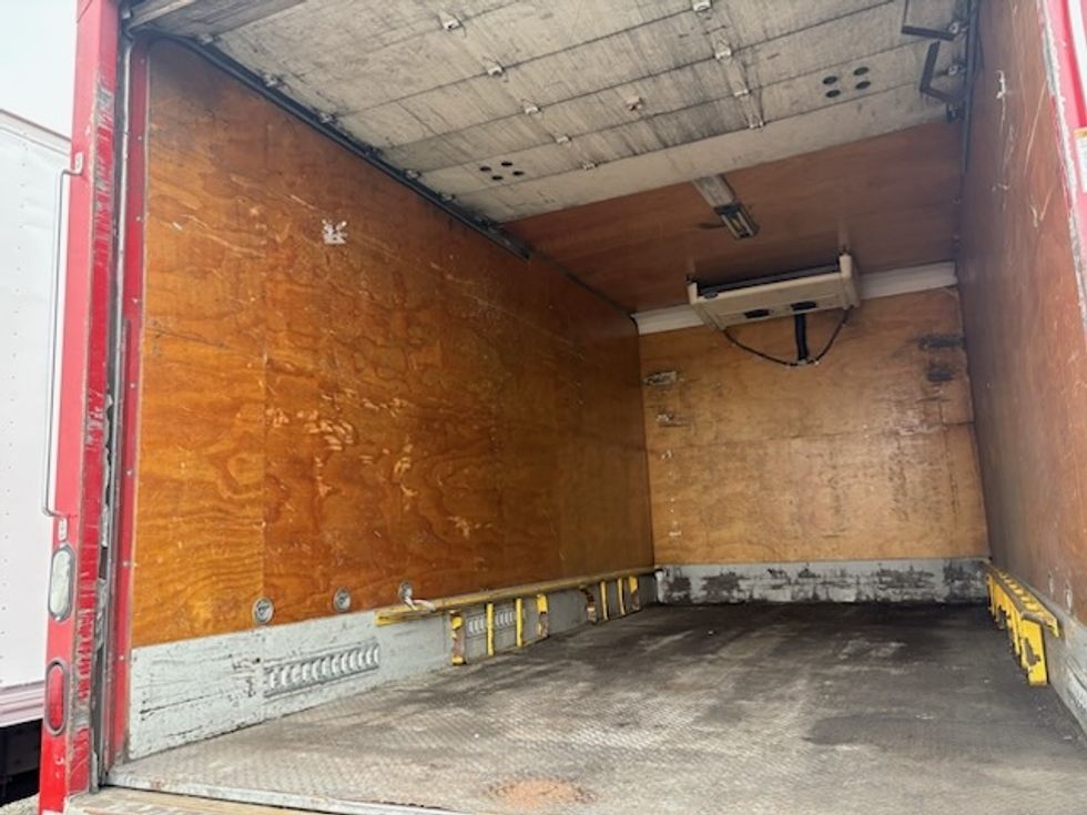 Refrigerated Truck-Light and Medium Duty Trucks-Freightliner-2017-M2-West Sacramento-CA-169,075\n\t\tmiles-$ 34,000 - Image 11