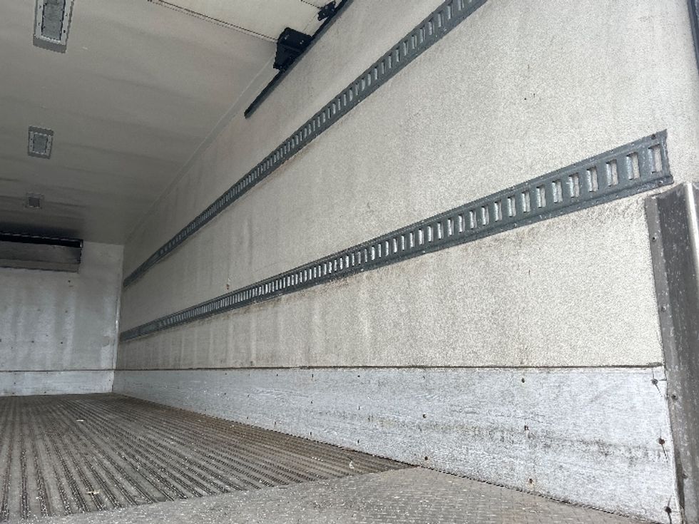 Refrigerated Truck-Light and Medium Duty Trucks-Freightliner-2017-M2-West Sacramento-CA-302,460\n\t\tmiles-$ 43,500 - Image 12