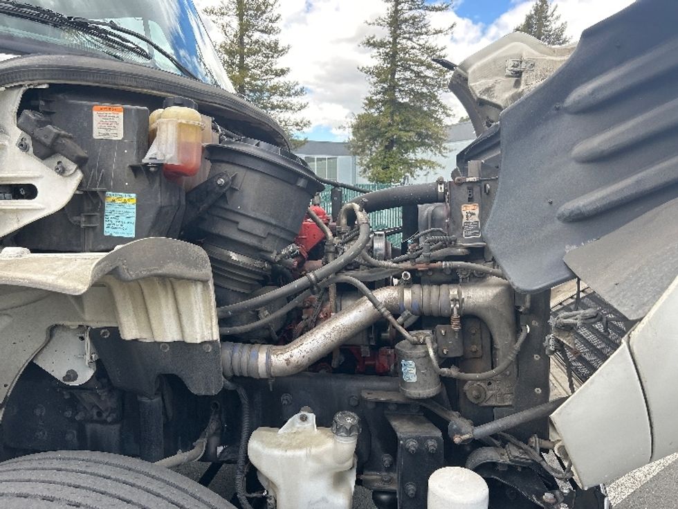 Refrigerated Truck-Light and Medium Duty Trucks-Freightliner-2017-M2-West Sacramento-CA-302,460\n\t\tmiles-$ 43,500 - Image 23