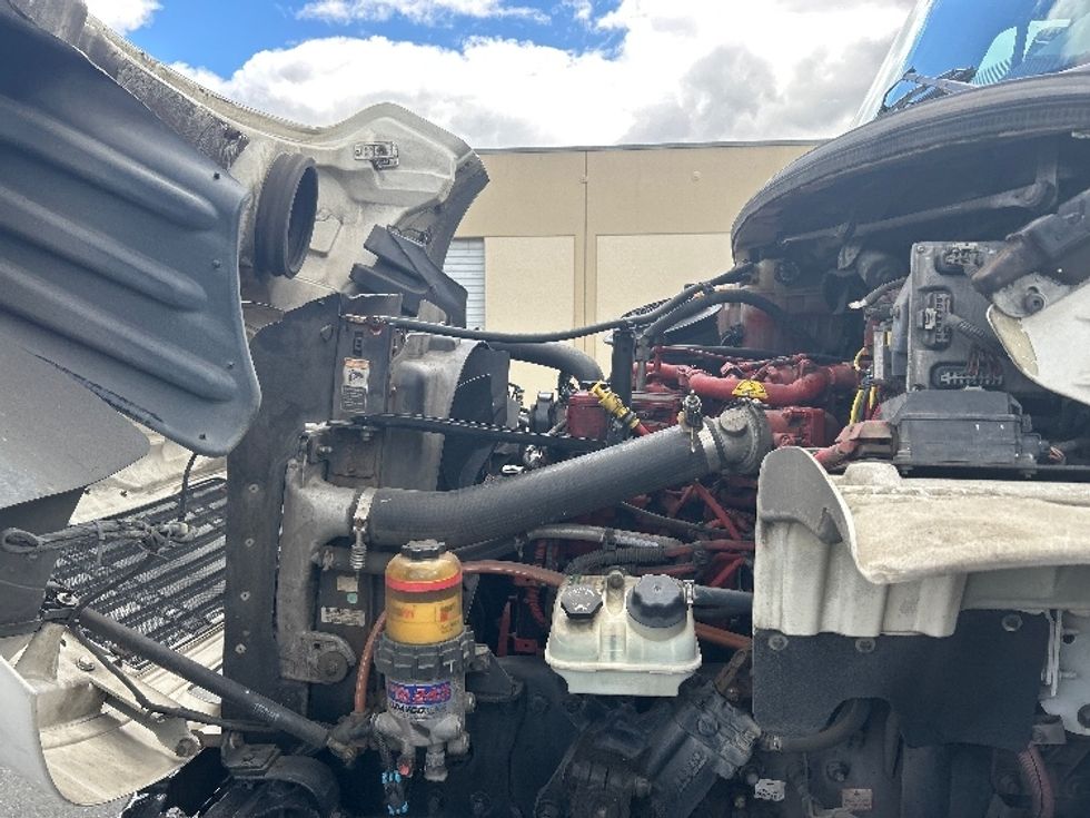 Refrigerated Truck-Light and Medium Duty Trucks-Freightliner-2017-M2-West Sacramento-CA-302,460\n\t\tmiles-$ 43,500 - Image 24