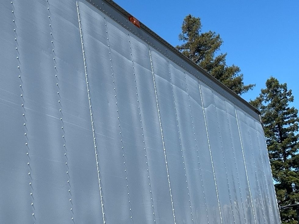 Refrigerated Truck-Light and Medium Duty Trucks-Freightliner-2017-M2-West Sacramento-CA-322,520\n\t\tmiles-$ 41,000 - Image 25