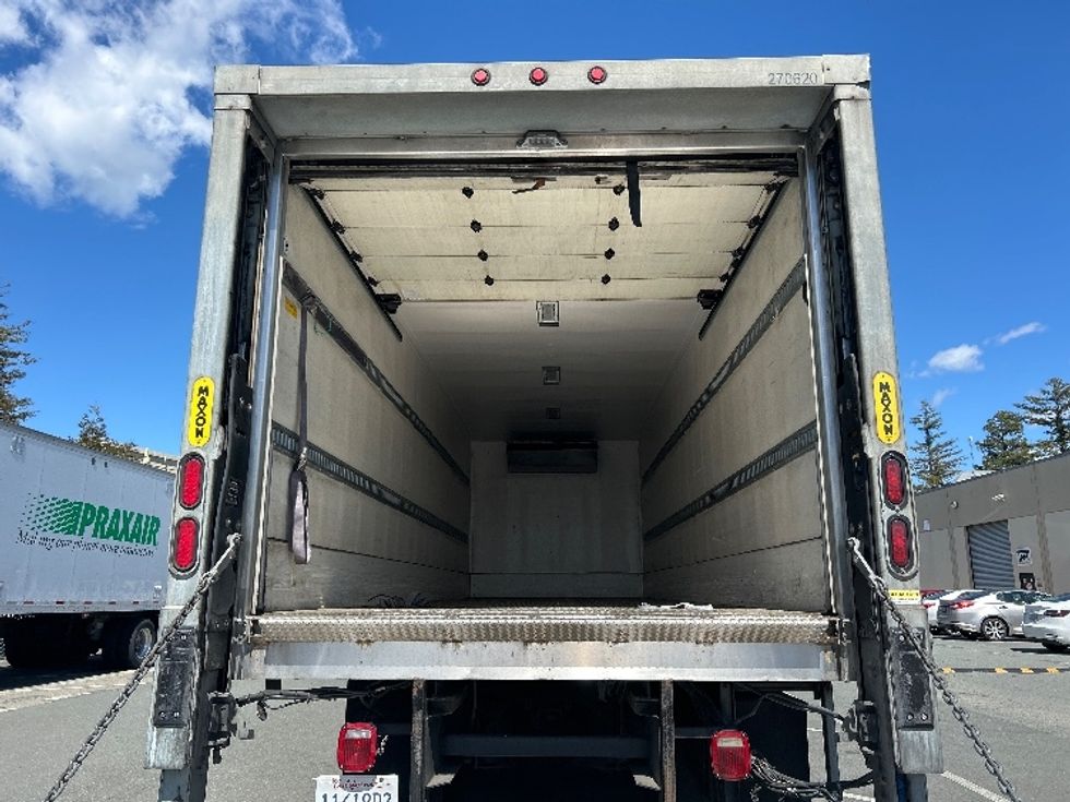 Refrigerated Truck-Light and Medium Duty Trucks-Freightliner-2017-M2-West Sacramento-CA-322,520\n\t\tmiles-$ 41,000 - Image 8