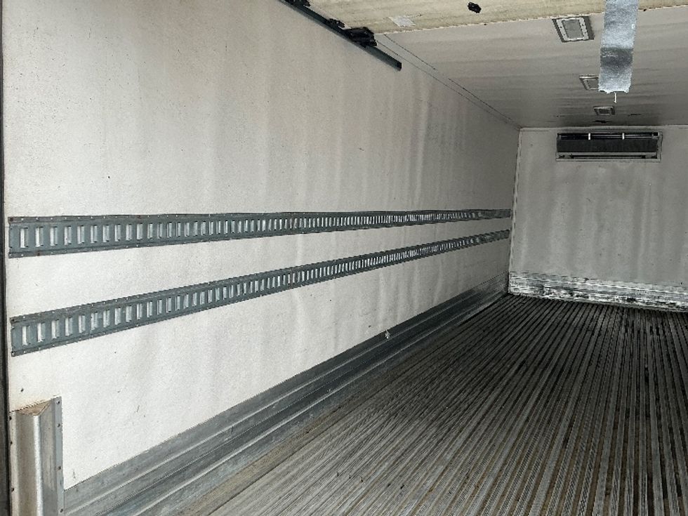 Refrigerated Truck-Light and Medium Duty Trucks-Freightliner-2017-M2-Wilkes Barre-PA-196,151\n\t\tmiles-$ 38,250 - Image 11