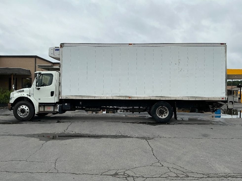 Refrigerated Truck-Light and Medium Duty Trucks-Freightliner-2017-M2-Wilkes Barre-PA-196,151\n\t\tmiles-$ 38,250 - Image 4