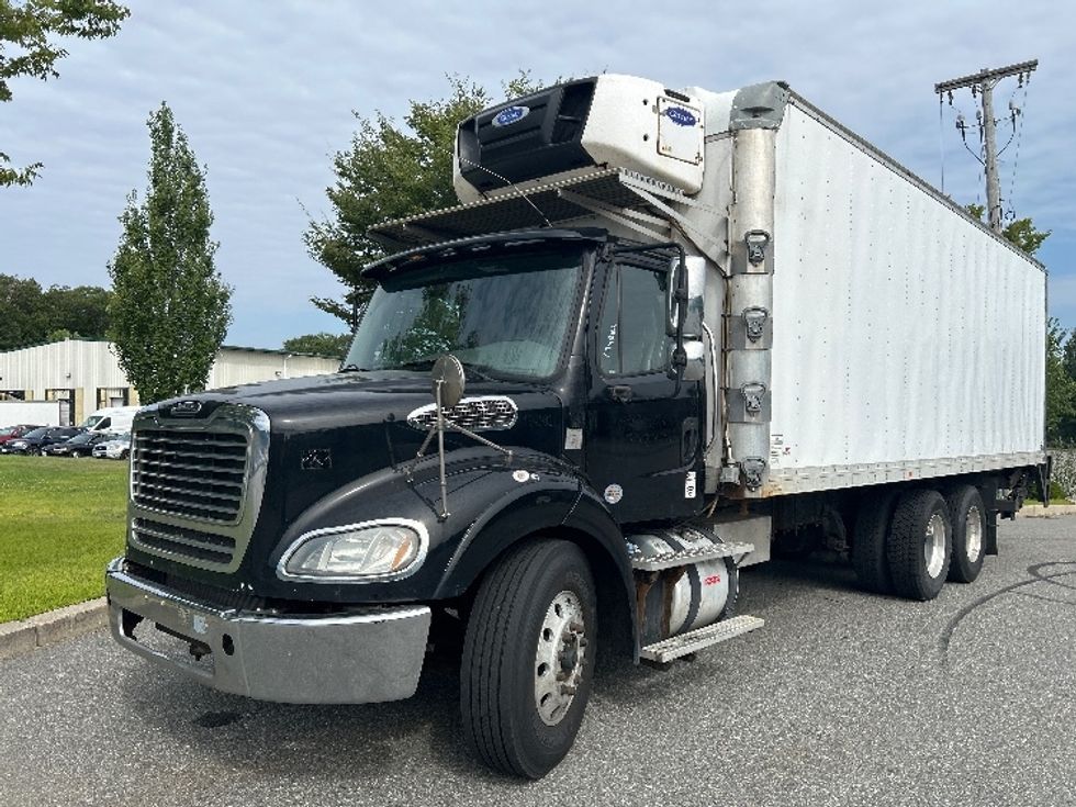 Refrigerated Truck-Light and Medium Duty Trucks-Freightliner-2017-M211264S-Fitchburg-MA-380,697\n\t\tmiles-$ 70,250 - Image 3